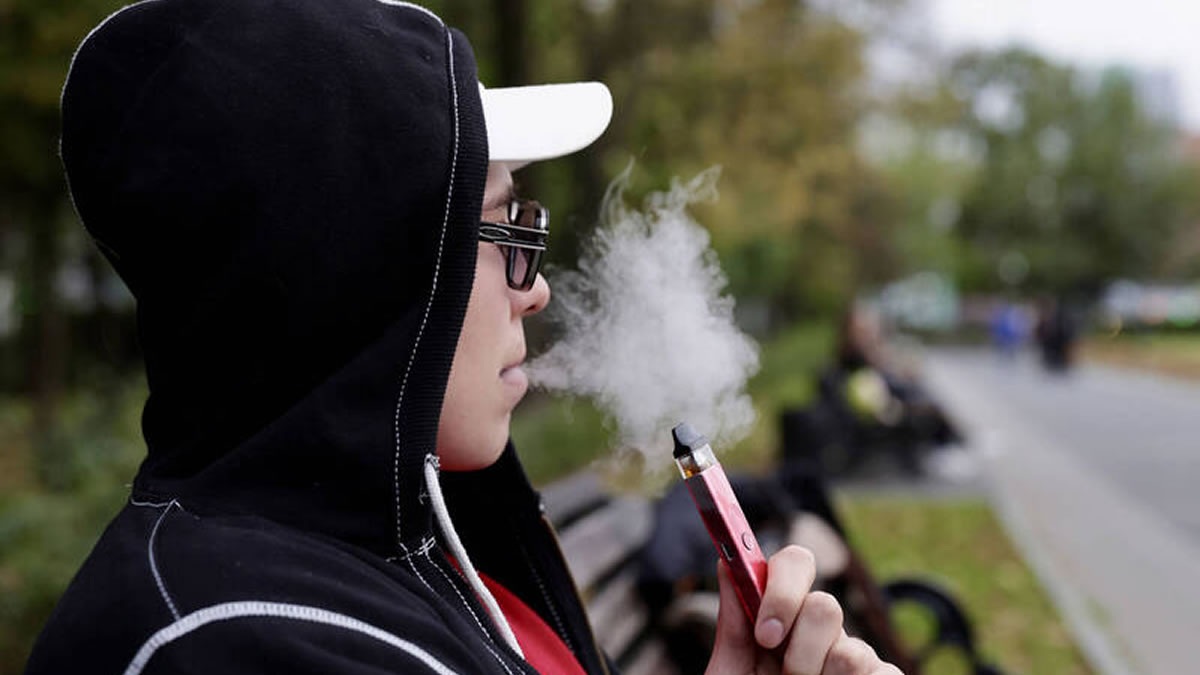 Why Vaping Is Not Safer Than Smoking: Health Risks Exposed