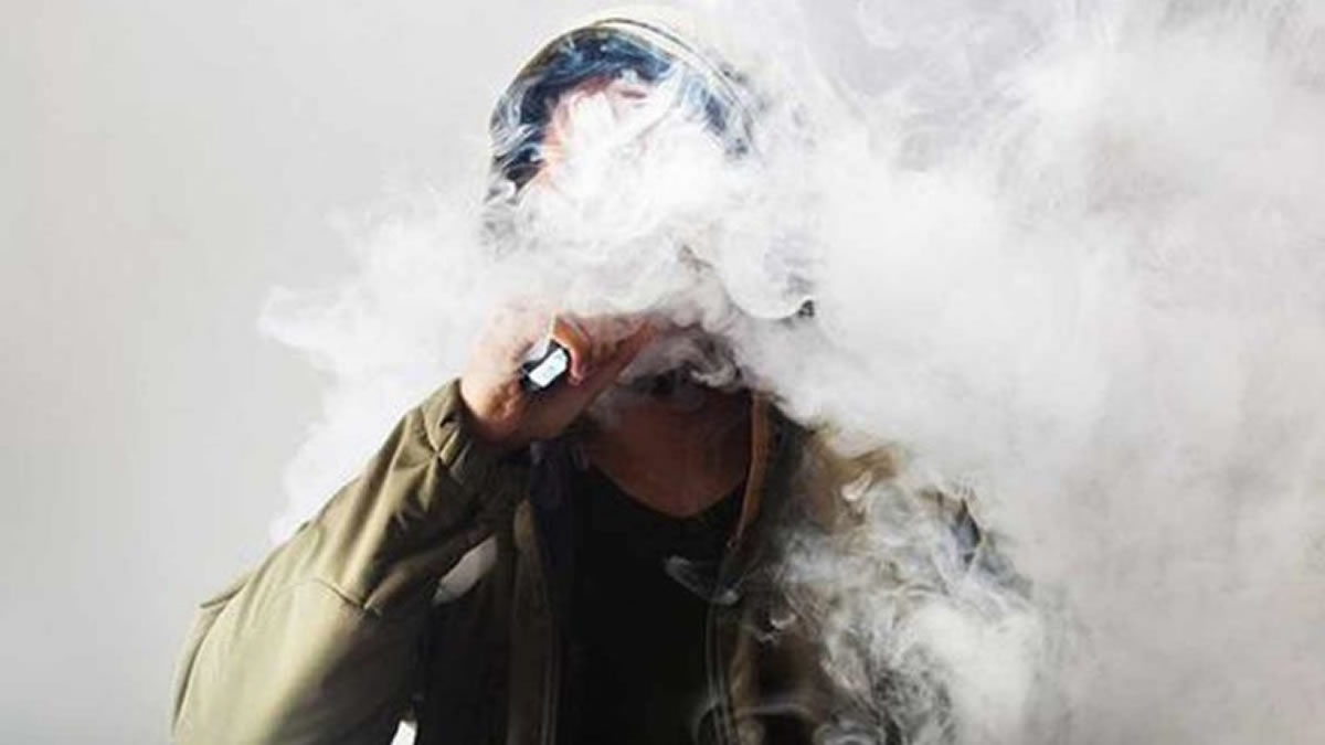 Vaping Not Safer: ICMR Study Links E-Cigs to Heart Attacks