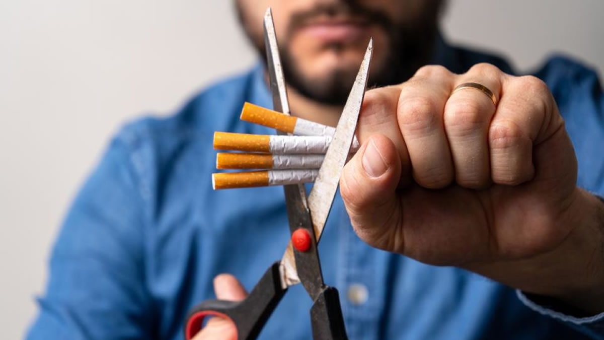 Quit Smoking in 2026: Health Benefits & Best Cessation Tools