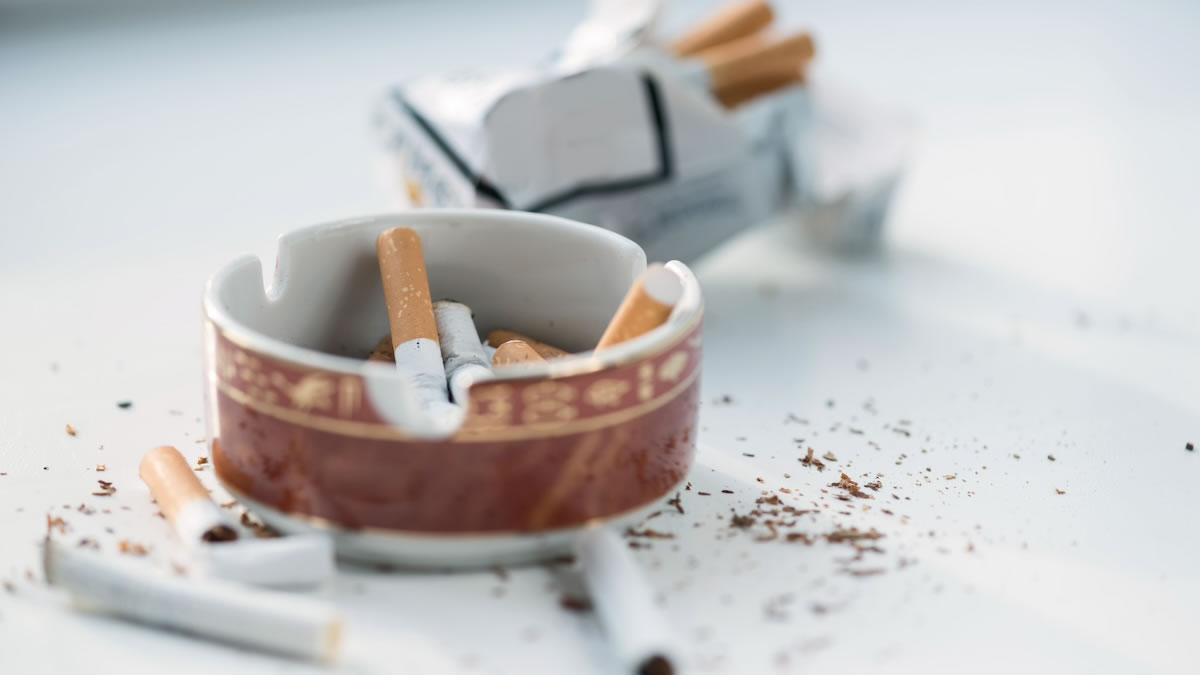 Study Reveals Chronic Pain Sufferers Are Twice as Likely to Smoke and Vape