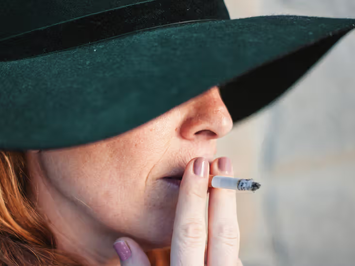 Smoking Triples Severe Facial Wrinkle Risk for Women Over 40